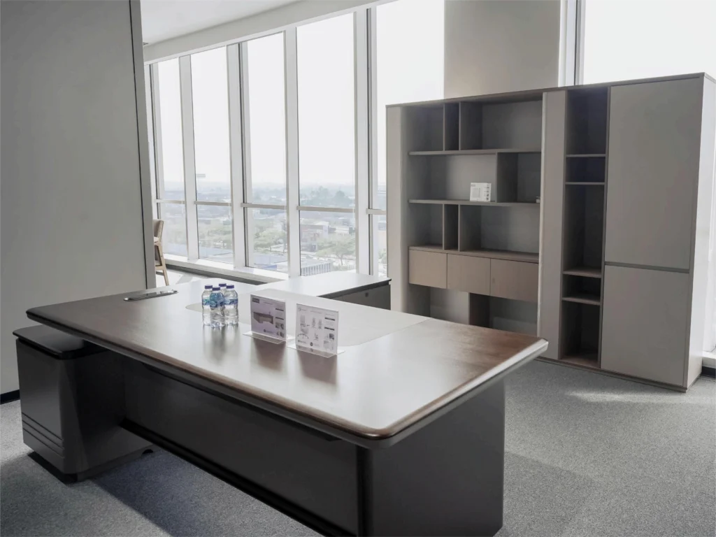 Rekomendasi Furnitur Kantor yang Bikin Kamu Nggak Musuhan Lagi Sama Hari Senin!